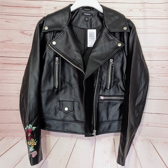 🆕SALE Torrid Embroidered Floral Crane Moto Jacket - Picture 4 of 8
